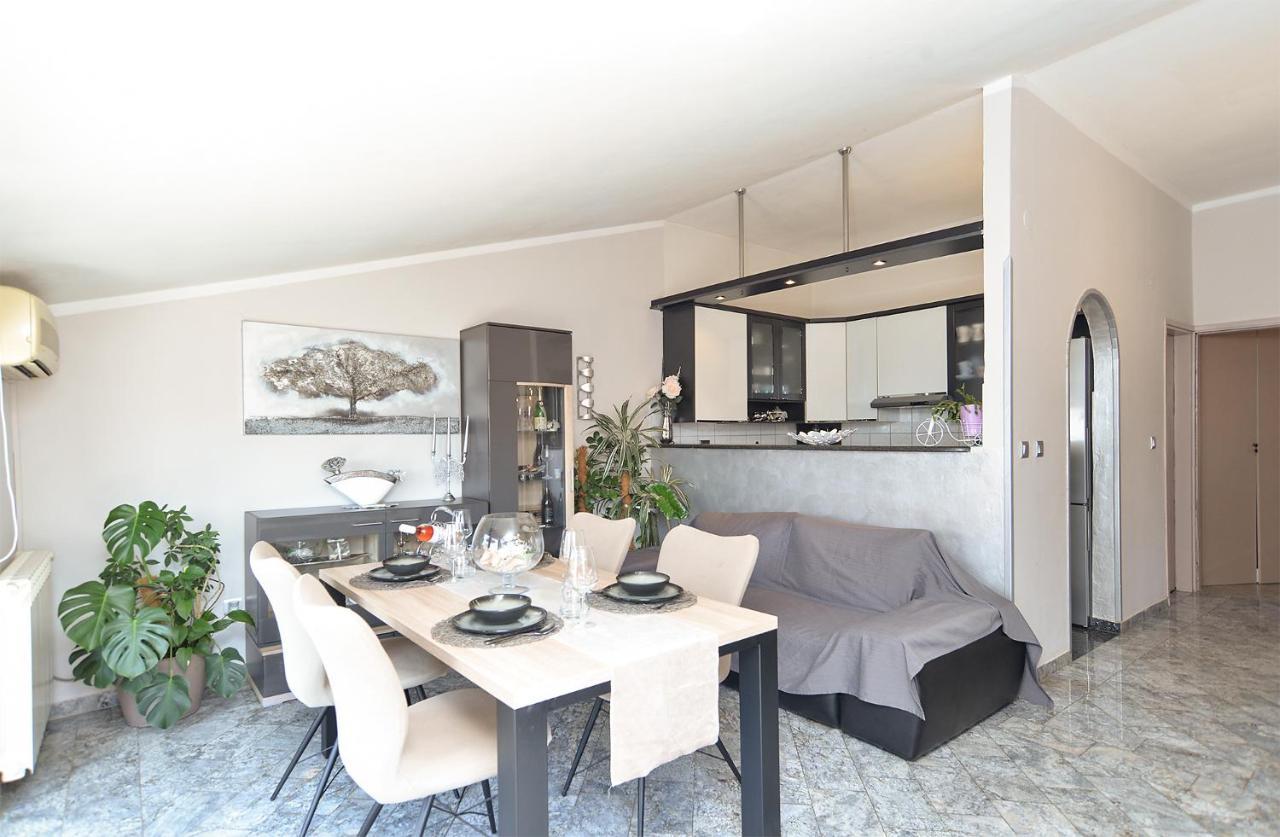 Apartment Mirela 2145 Фажана Экстерьер фото