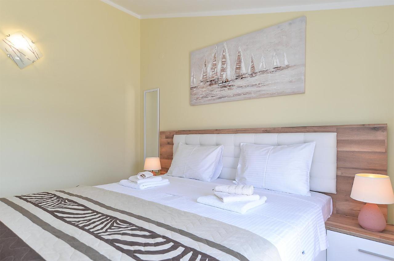 Apartment Mirela 2145 Фажана Экстерьер фото
