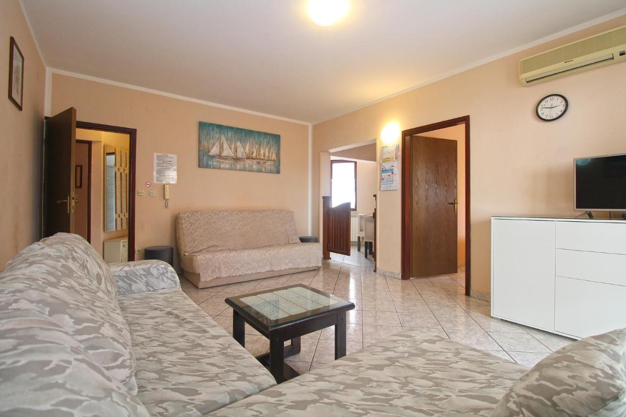 Apartment Mirela 2145 Фажана Экстерьер фото