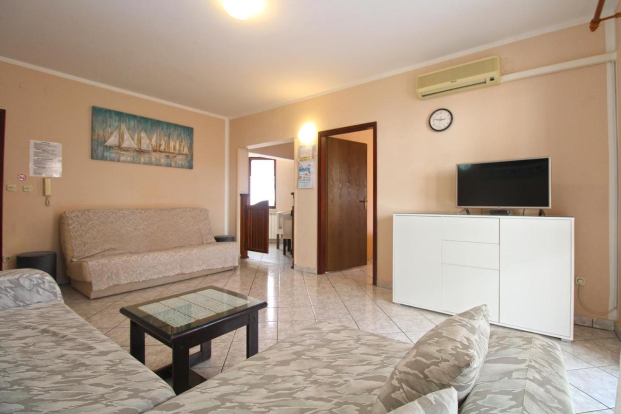 Apartment Mirela 2145 Фажана Экстерьер фото